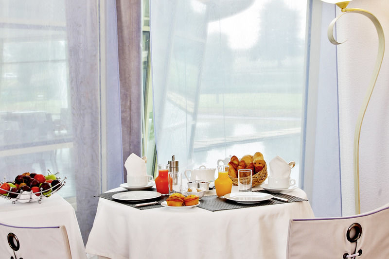 Logis Des Lacs D'Halco Hagetmau エクステリア 写真