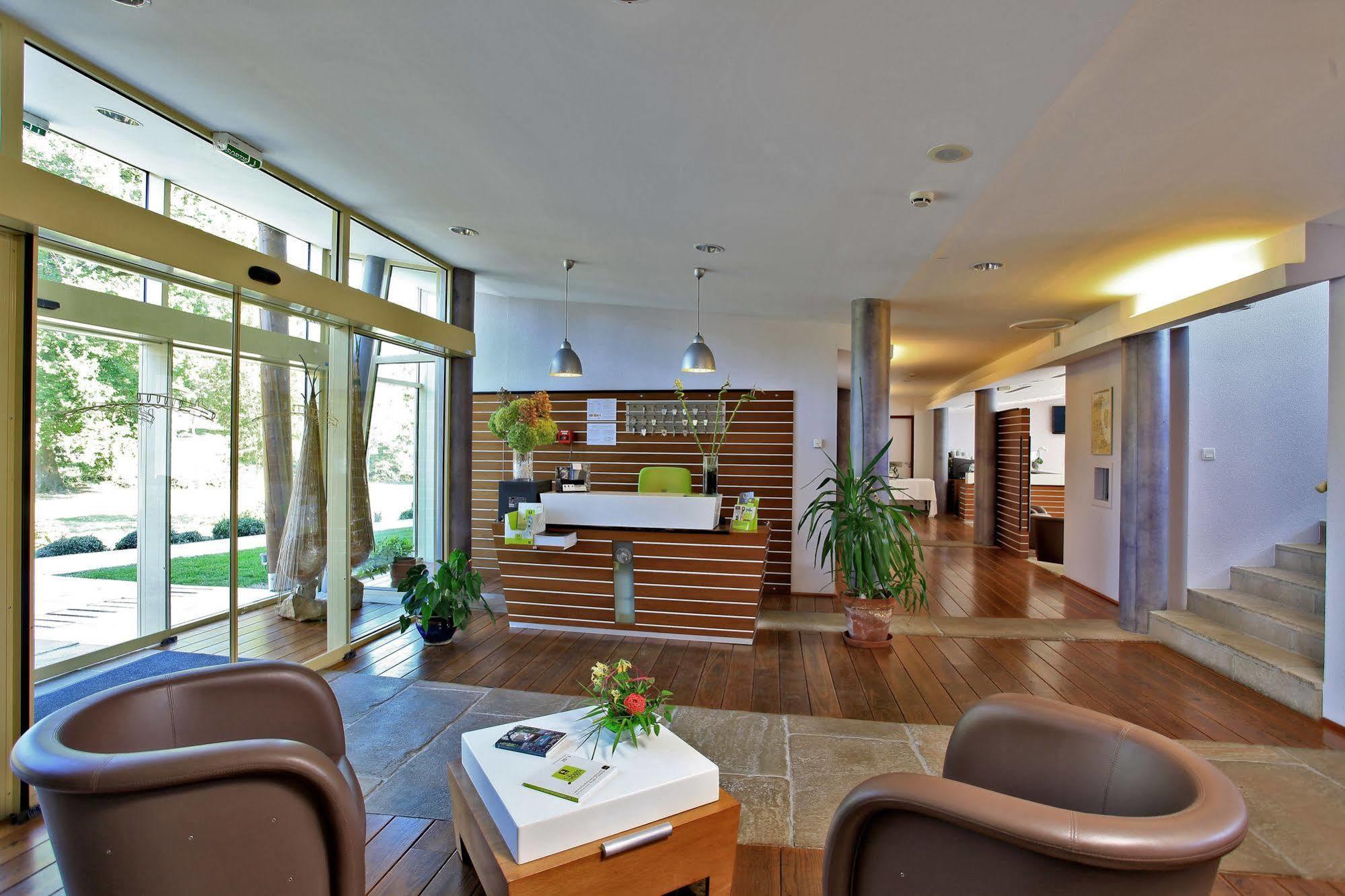 Logis Des Lacs D'Halco Hagetmau エクステリア 写真